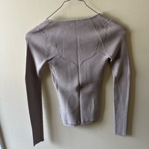Aritzia Wilfred Sweater Long Sleeve Top - Mauve color, size XS - Picture 2 of 2